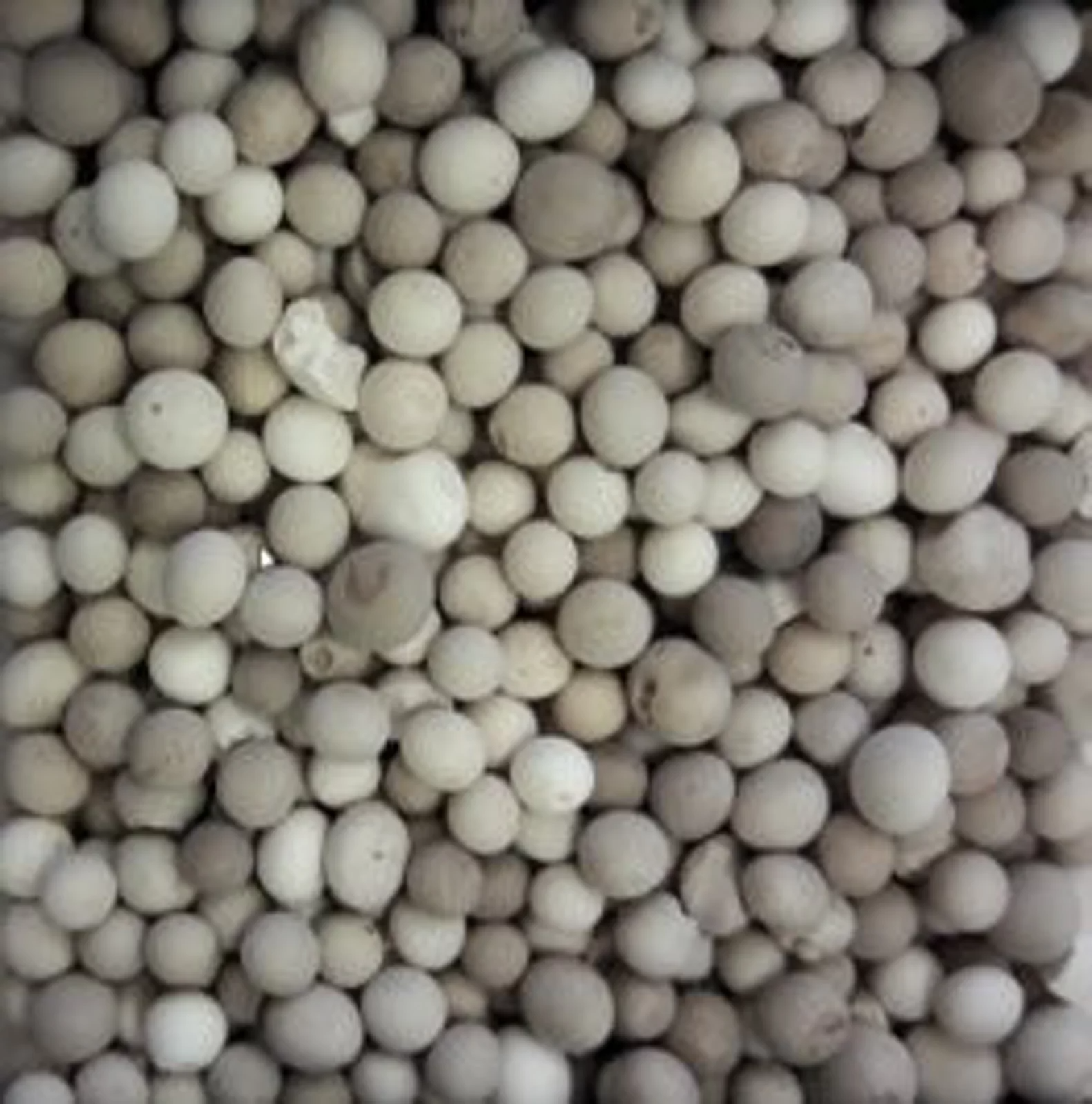 Water resistant silica gel